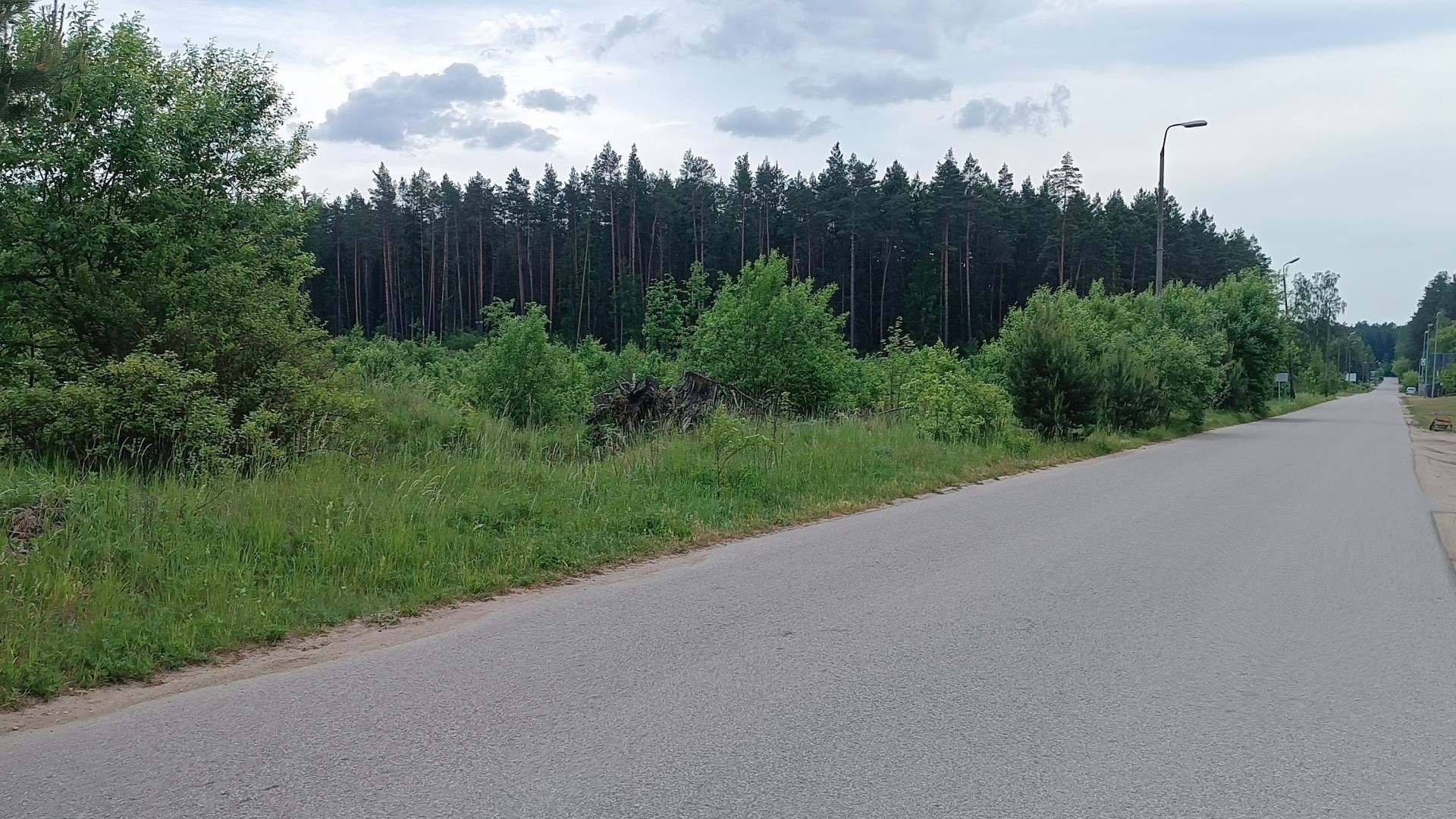 Działka na sprzedaż